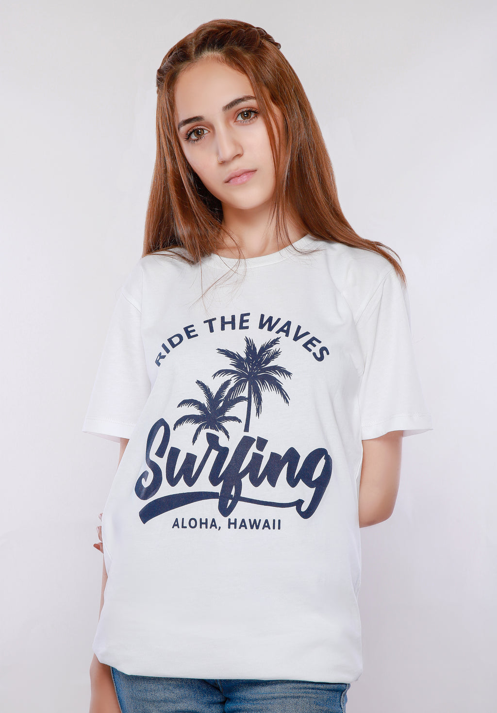 Surfing - Ride the waves Graphic Tee